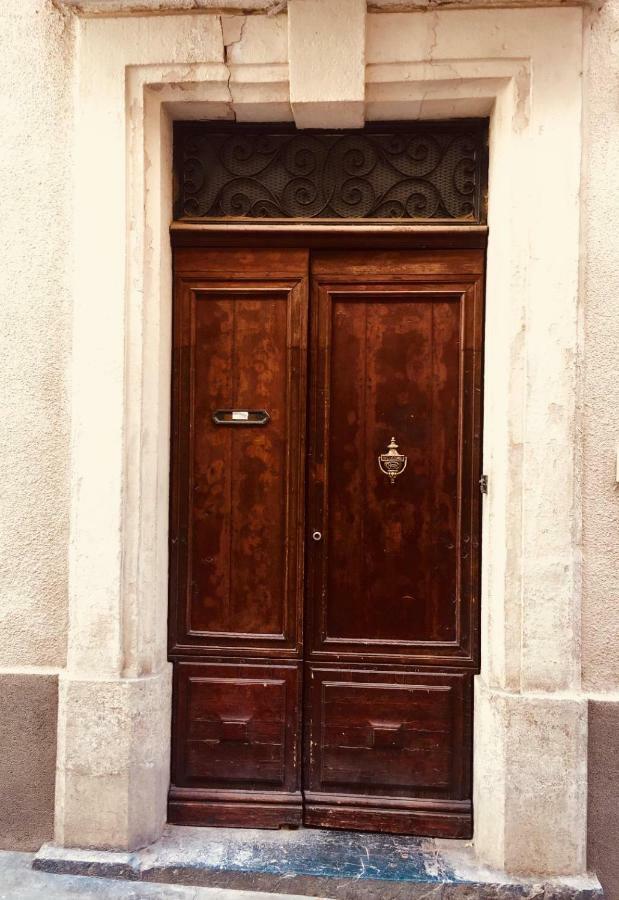 Les Chambres Des Barques Narbonne Eksteriør bilde